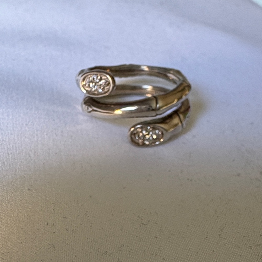 John Hardy Elegant Silver and Diamond Ring